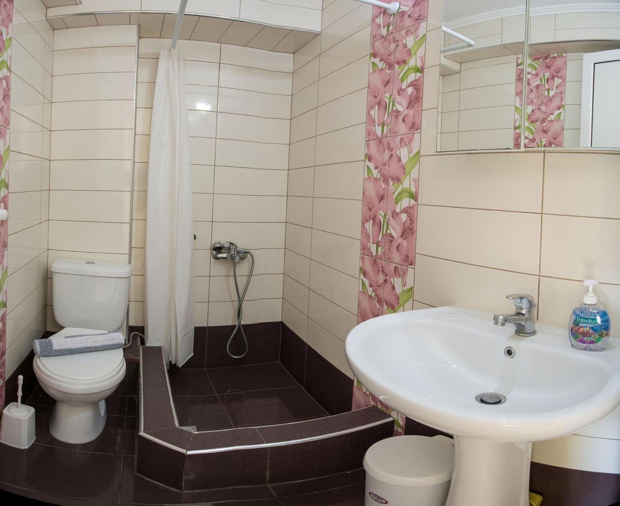 Sky Hotel Сарти Номер фото